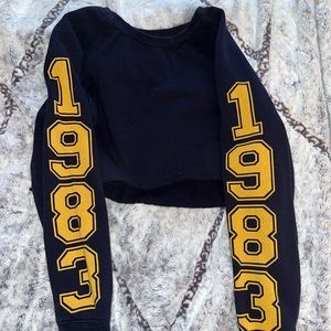 FOREVER 21 crop sweater! 🧡